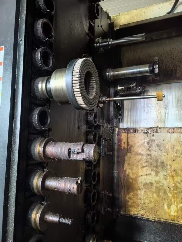 韩国原装威亚HS5000/50双工位卧式加工中心2017年出厂.