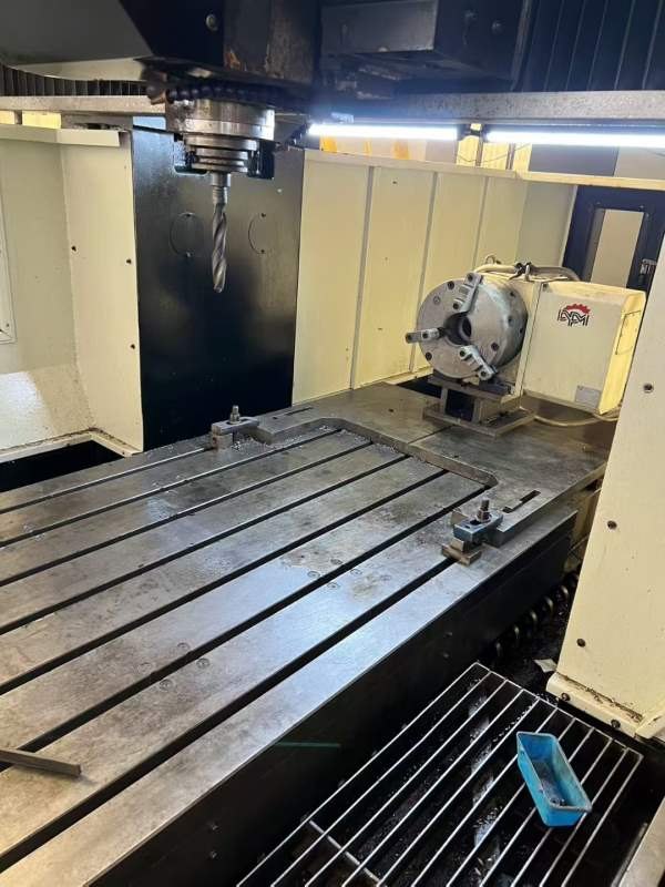 華群H-1250L数控龙门，工作台1100/2000mm，门宽1520mm.