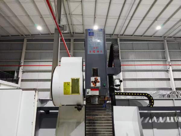 买下普拉迪2500-2台、机器全部2022.11月设备、全部BT4.