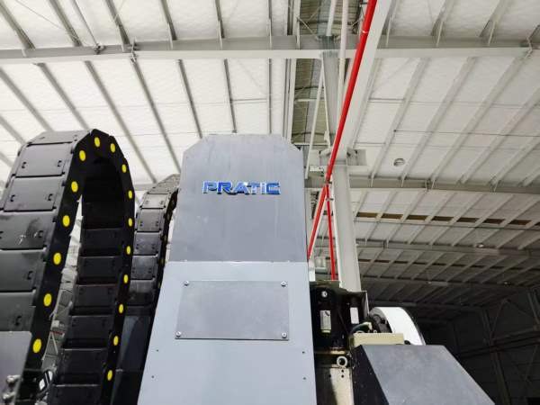 买下普拉迪2500-2台、机器全部2022.11月设备、全部BT4.