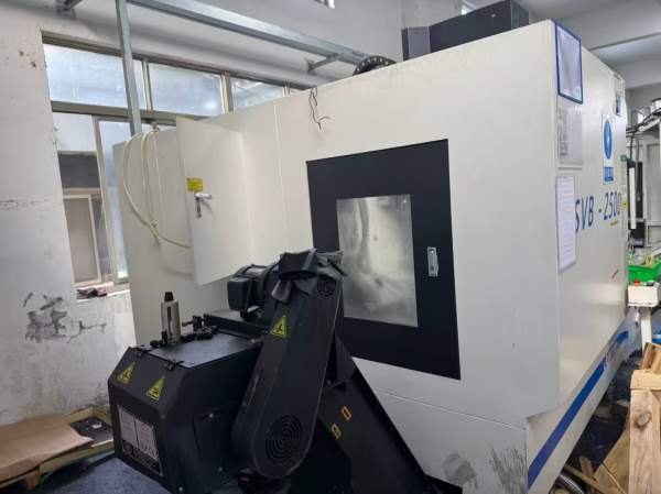 买下普拉迪2500-2台、机器全部2022.11月设备、全部BT4.