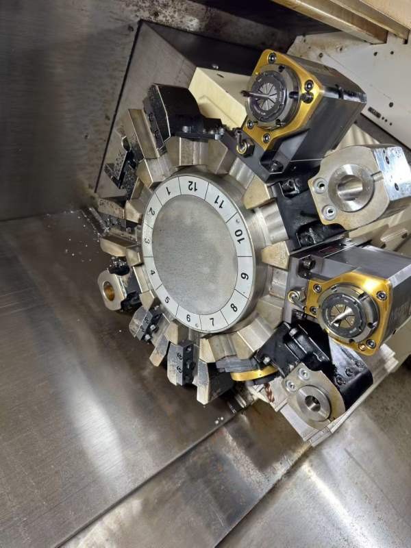 99新马扎克QT200MAL加长版车铣复合卡盘:8寸刀塔:12.