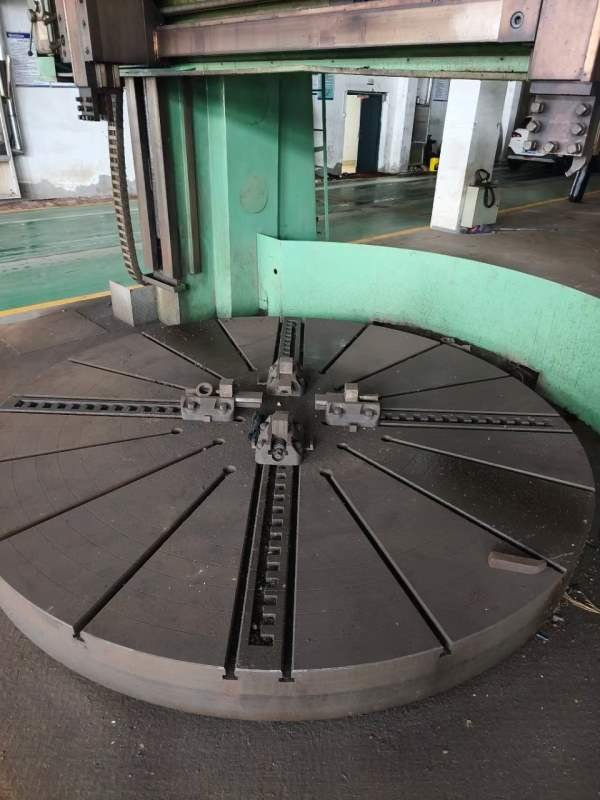 芜湖恒升4米立车，加工高度2.2米，卡盘直径3.15米，设.