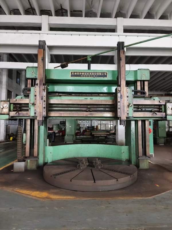 芜湖恒升4米立车，加工高度2.2米，卡盘直径3.15米，设.