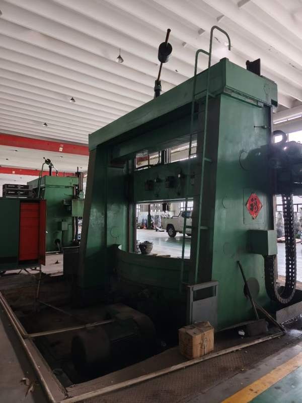 芜湖恒升4米立车，加工高度2.2米，卡盘直径3.15米，设.