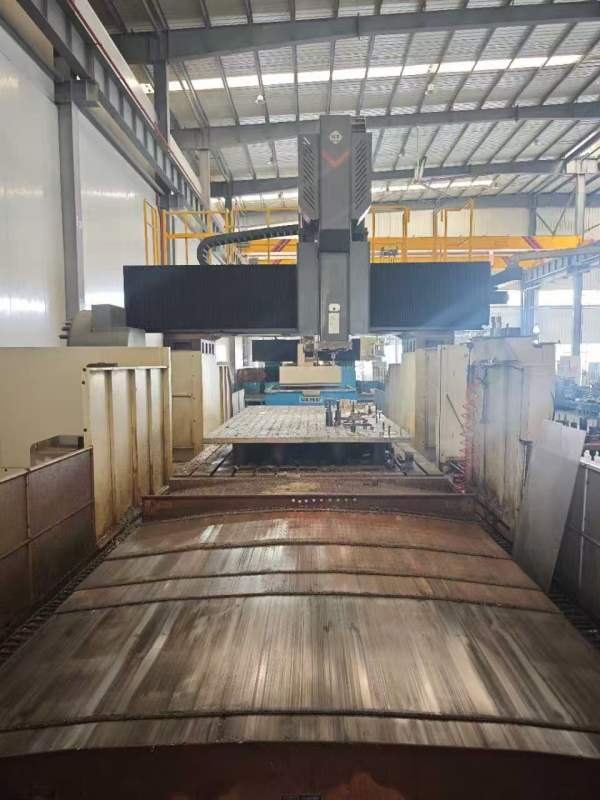 在位出售海天4028数控龙门加工中心发那科MF系统,工作.