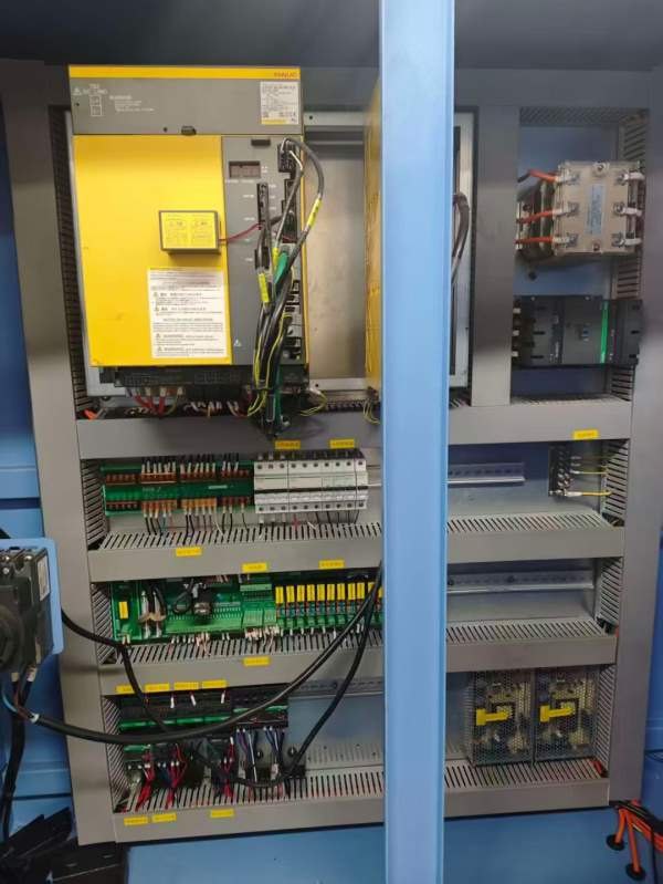 斯可源9成新2015龙门一台，2024年，两线一硬轨道，发.