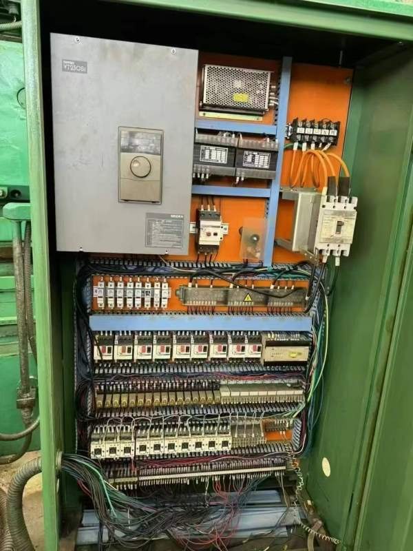 上海H319，1380/3米外圆磨床出售，随时试机验货，价格.