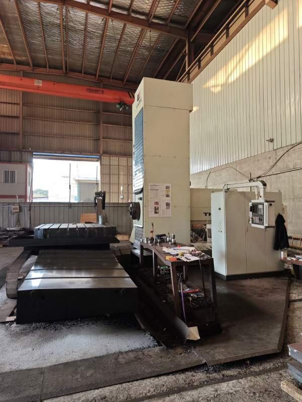 工厂在位出售，安装少用TK6513刨台镗，台面1.82米，西.