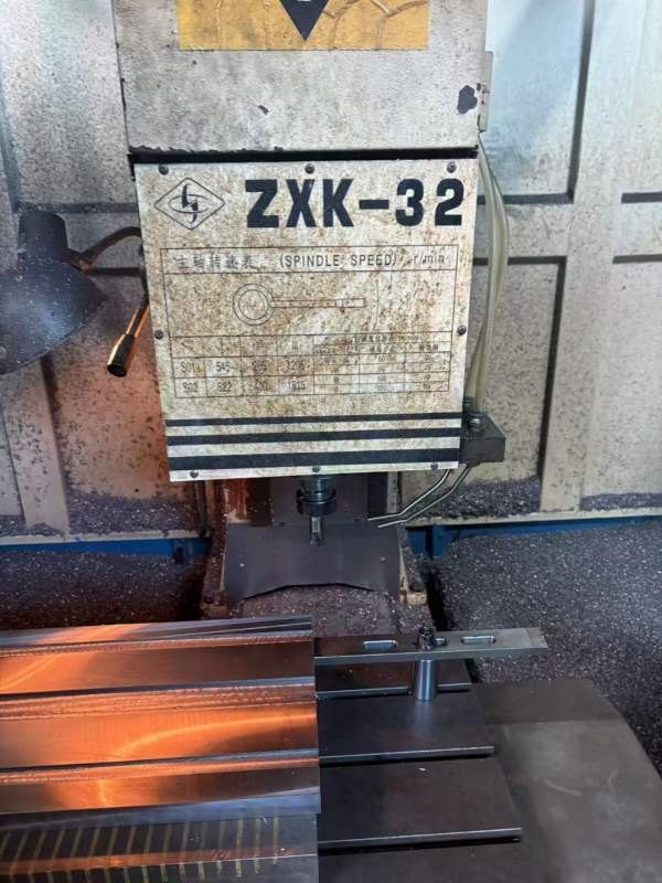 批发，浙江联强32数控铣床，系统今年刚换的4台开通系.