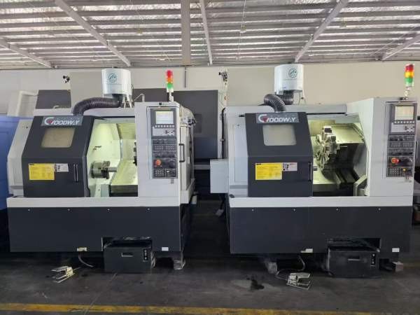 同款两台台湾原装程泰GA2000/300数控车床，8寸千岛液.