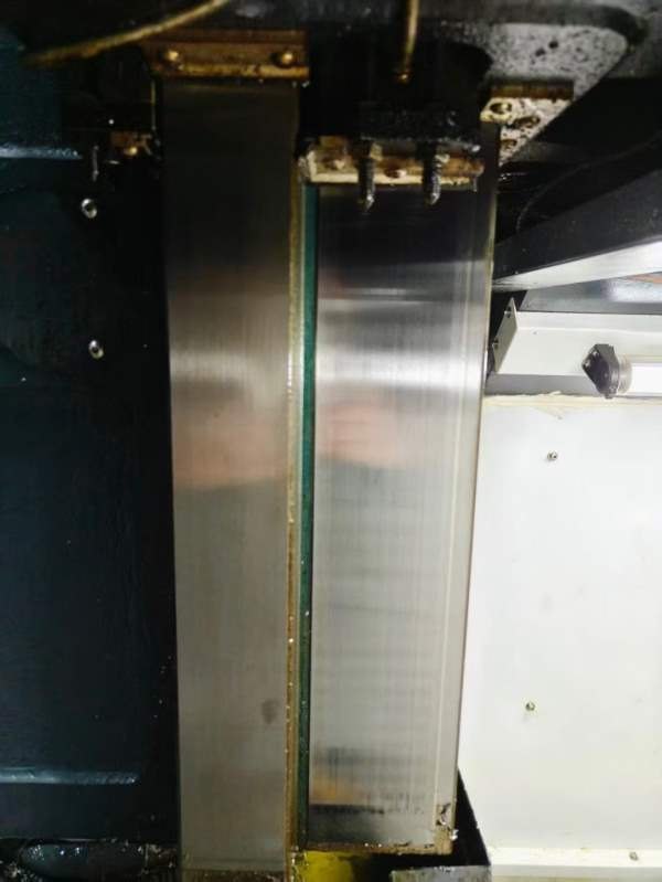 99新扬森2013龙门，带刀库，两线一硬，还剩一台，精度.