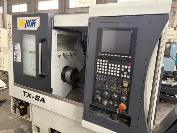 2022年杭州川禾8寸数控斜轨车，两轴线轨，新代22TA系.