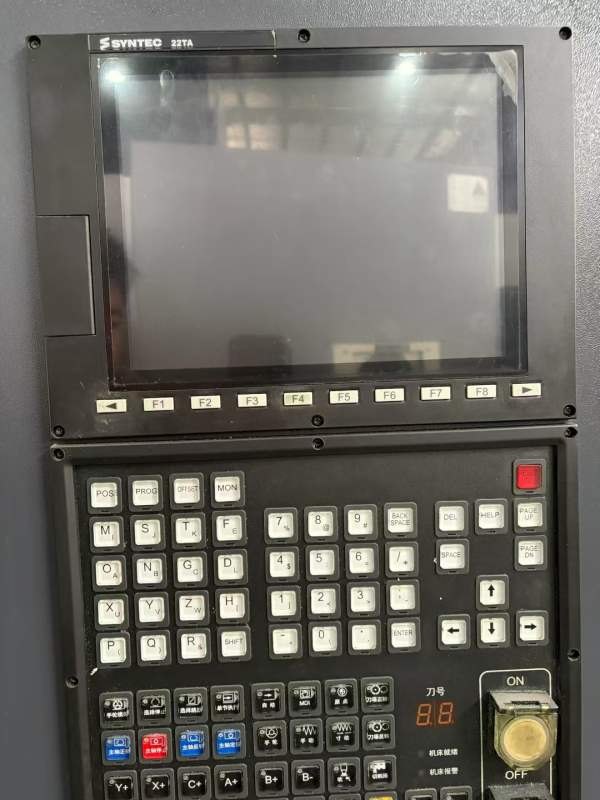 2022年杭州川禾8寸数控斜轨车，两轴线轨，新代22TA系.