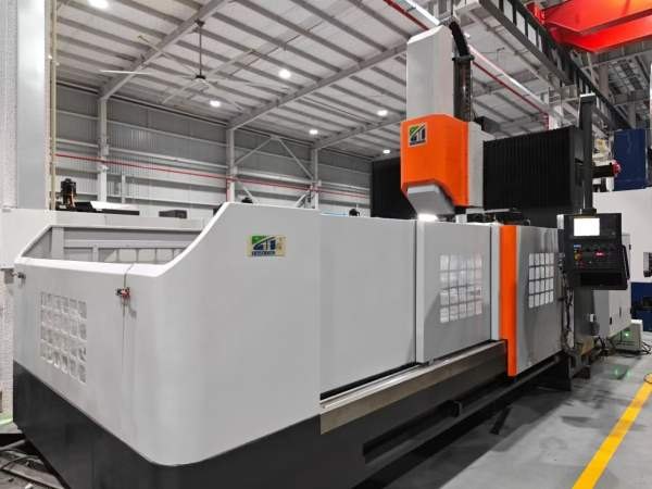 仓库新到一台台泽3018数控龙门发那科MF Plus1包系统，.