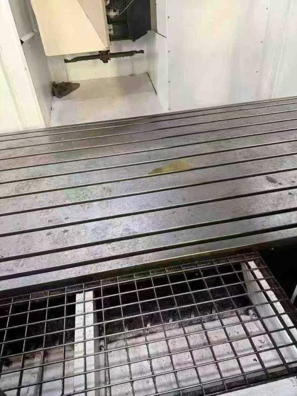 拿下准新台群4025龙门加工中心，方滑枕、带刀库、发那.