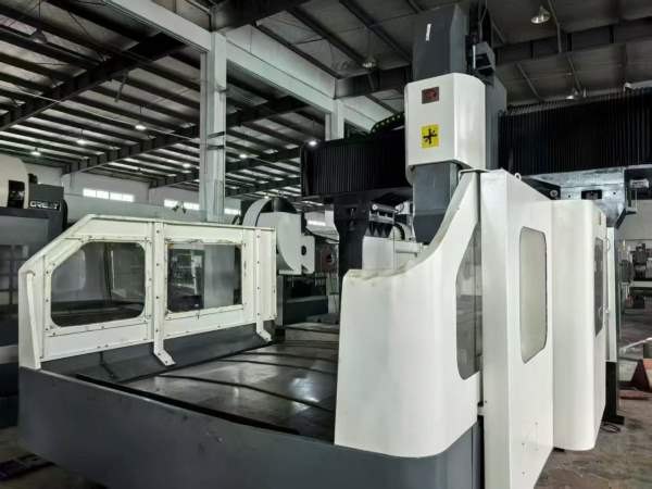 浙江华特3026门龙加工中心两一线硬轨导.那发科0i-MF系.