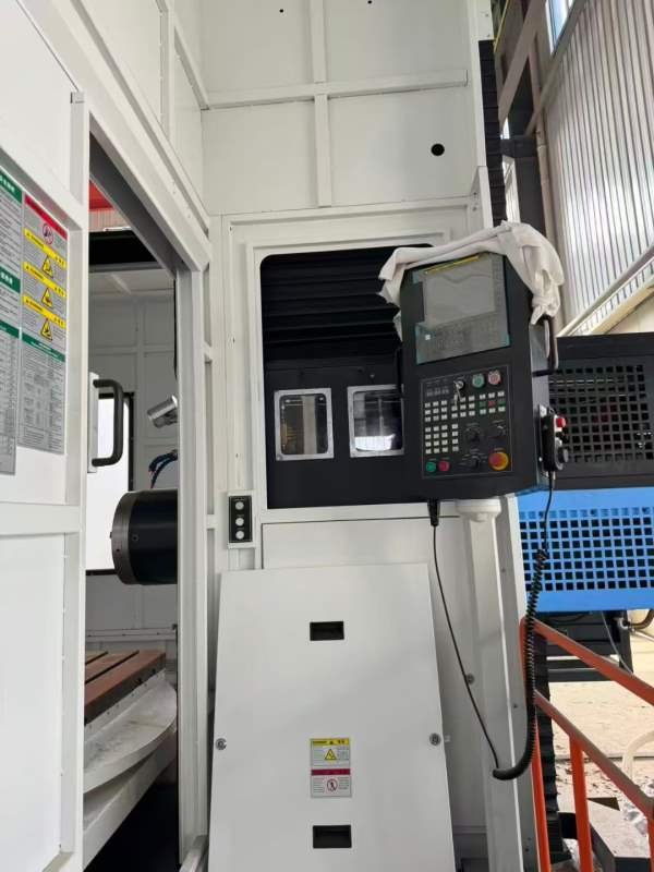 纽威110H数控镗铣床国盛合资大卫DBE110数控镗铣床新机.