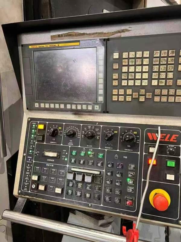 同款20多台。威立2米龙门，工作台1.5x2米。门宽1.7米.