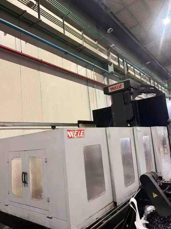 同款10几台。威立3米龙门，工作台1.5X3米。门宽1.7米.