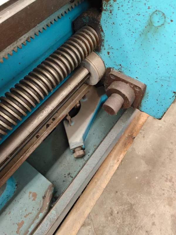 安阳鑫盛61632米普车一台，导轨550宽，带中心架，跟刀.