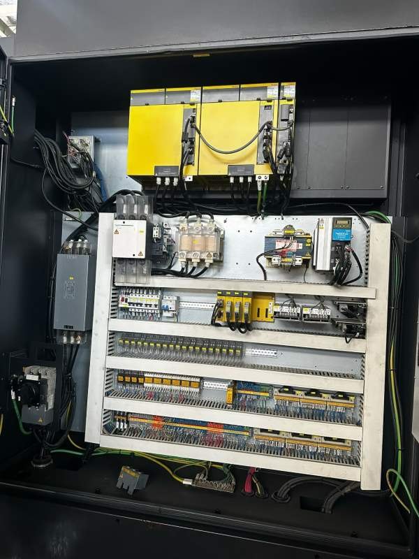 韩国原装斗山1600数控立车。