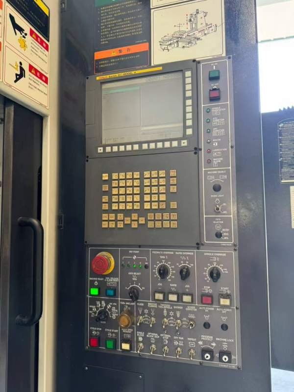 韩国原装斗山HM500双工位卧加 FANUC31i系统 BT50齿轮.