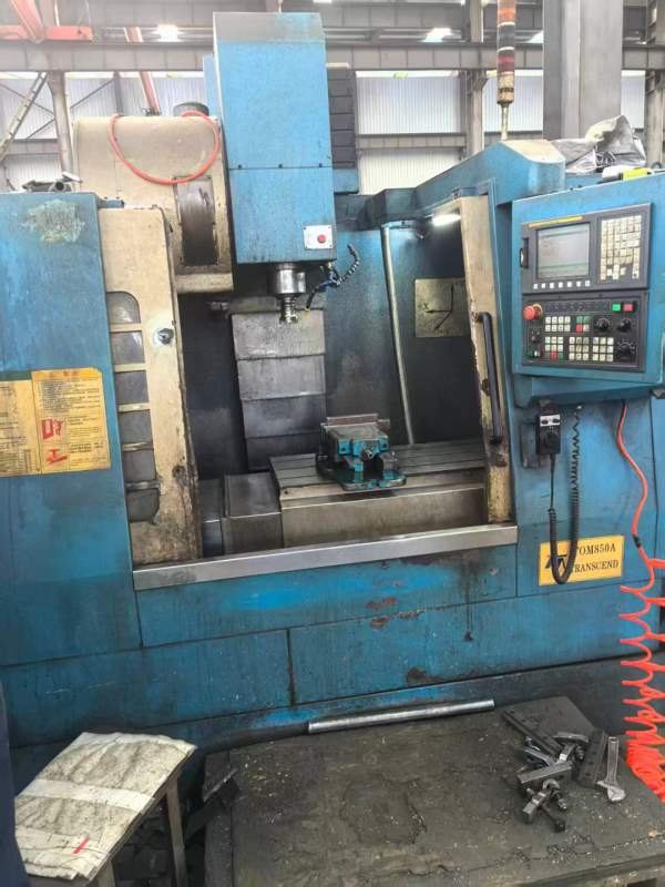 2011年850加工中心批发同行客户，价格便宜，秒杀的联.