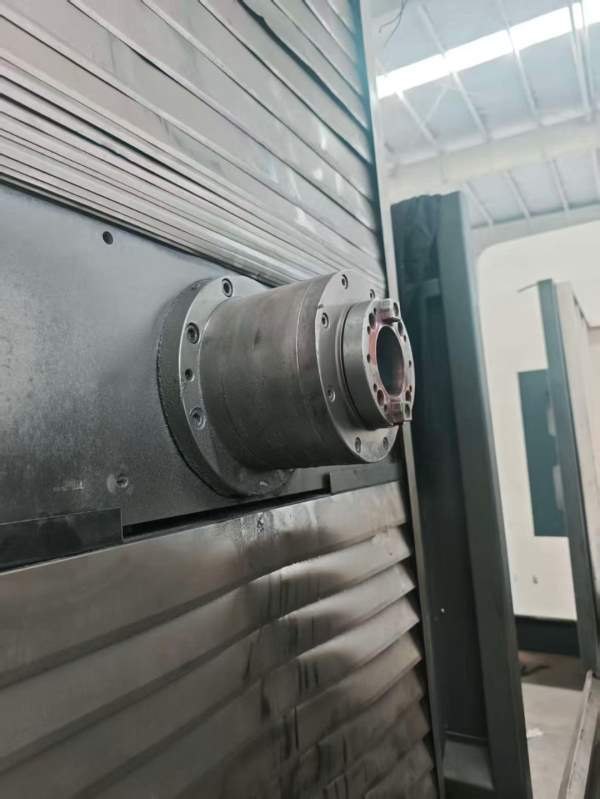 台湾嘉胜1710粗框机一台，三轴硬轨，三菱M70系统，BT5.