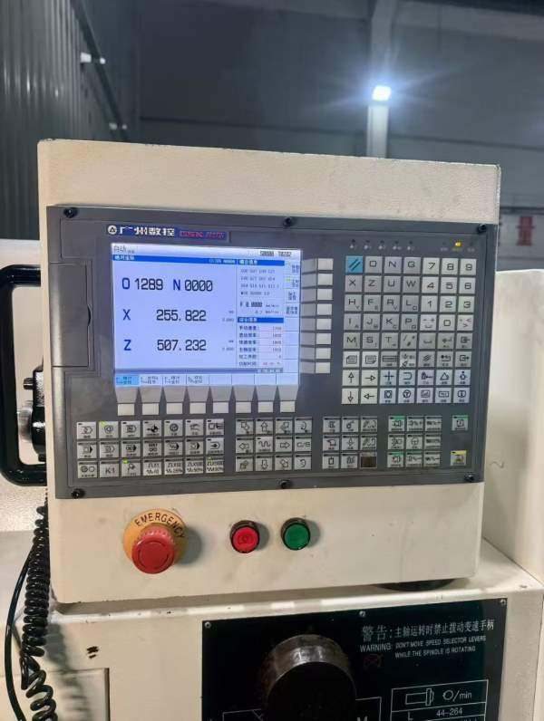 正宗云南6150B1000重切削型数控车床，广数980TDi总线.