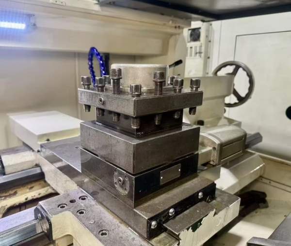 正宗云南6150B1000重切削型数控车床，广数980TDi总线.