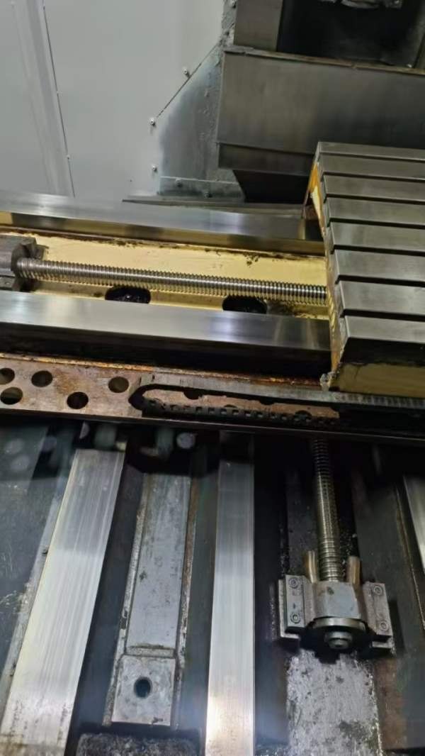 全特1375数控铣床，三硬，50主轴，三菱系统，精度很好.