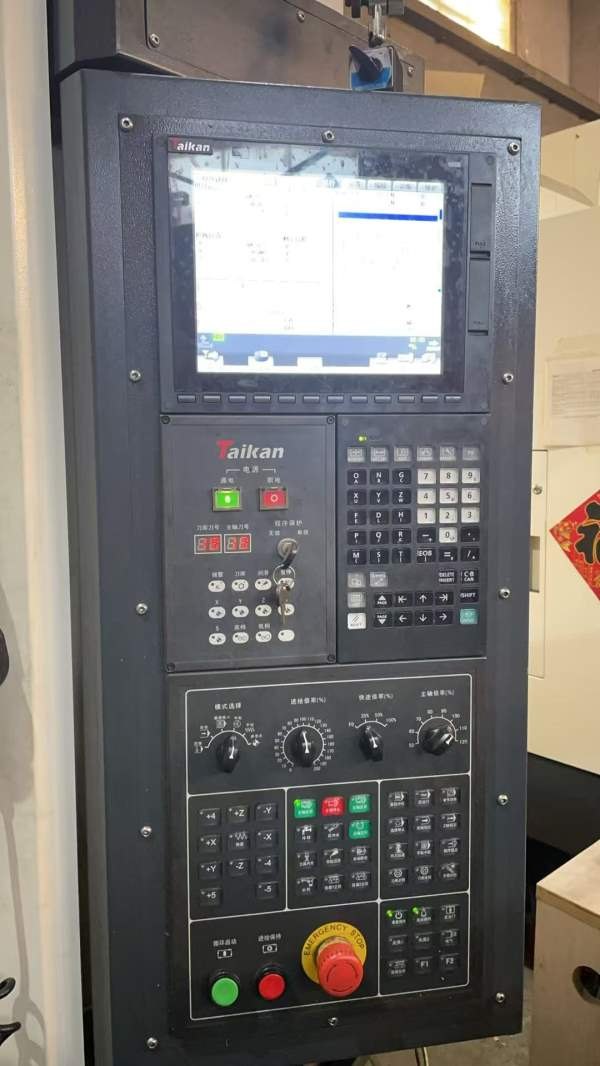 精品台群856S在位出售，三菱M80，三轴线轨，45滚柱，B.