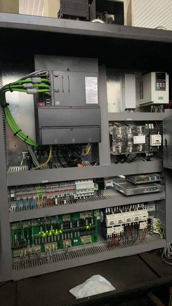 精品台群856S在位出售，三菱M80，三轴线轨，45滚柱，B.