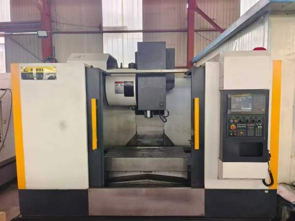 纳迪科1160立加，BT40主轴8000转，发那科MFplus系统 .