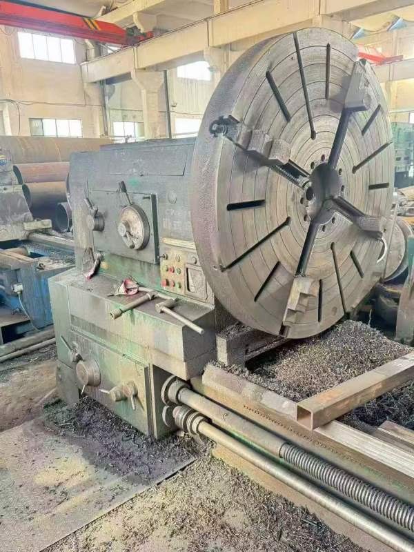 精品天水星火61160/8米车床，附件齐全，导轨970，要的.