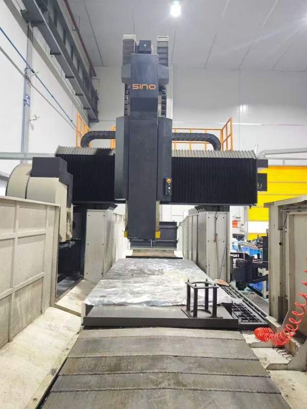 在位出售安徽新诺3015数控龙门、两线一硬、BT50主轴齿.