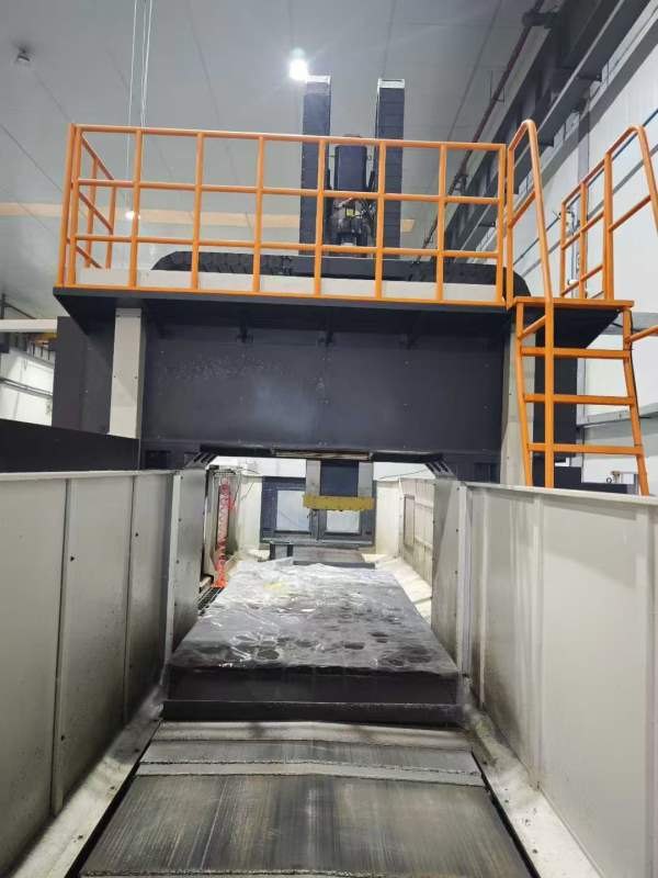 在位出售安徽新诺3015数控龙门、两线一硬、BT50主轴齿.