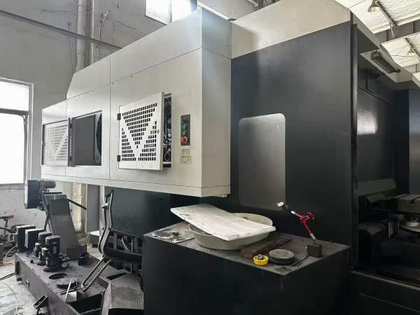 2018年苏州纽威500卧加双工作台交换三轴滚柱导轨发那.