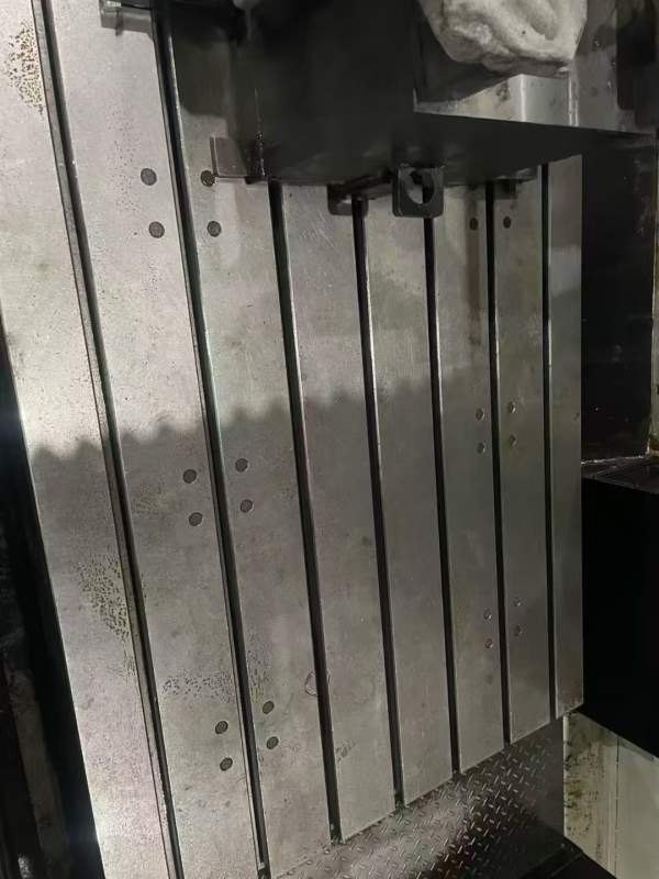 刚刚买下国盛2215 工作台1.3米2.2米，门宽1.55米，门.