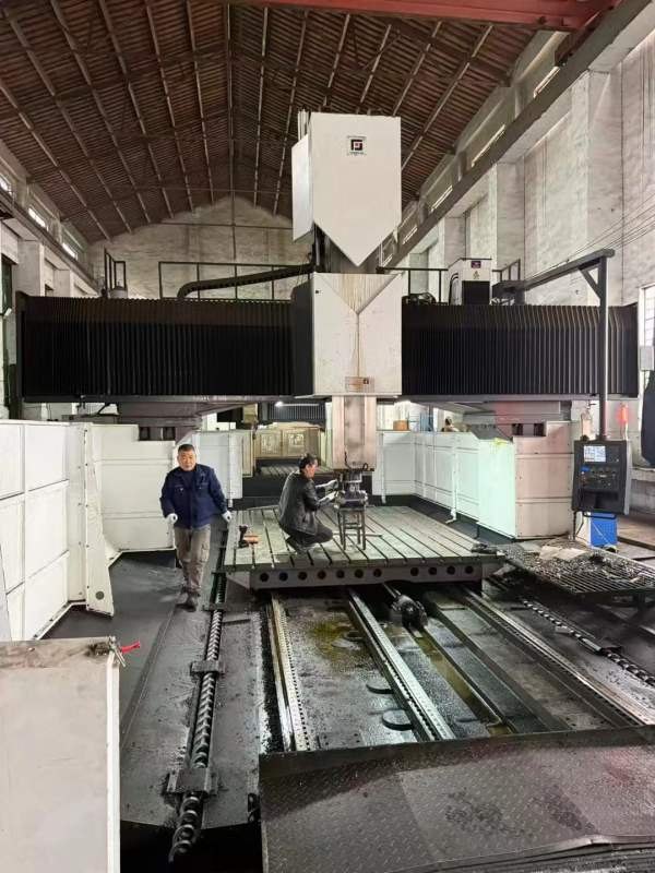 苏州台功重型4米龙门加工中心，工作台3 X 4米，门宽4..