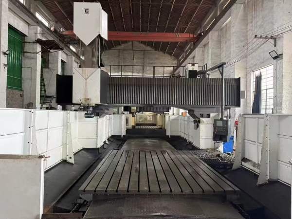 苏州台功重型4米龙门加工中心，工作台3 X 4米，门宽4..