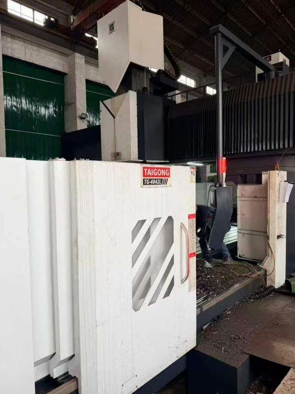 苏州台功重型4米龙门加工中心，工作台3 X 4米，门宽4..
