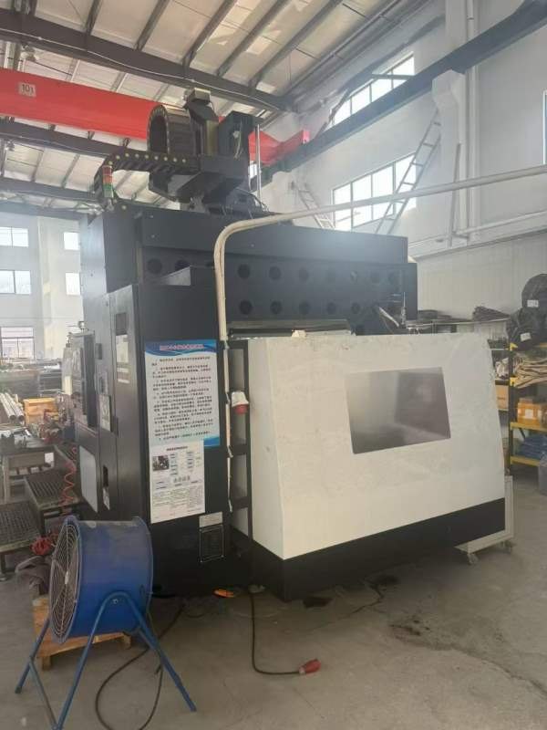 台群1220龙门加工中心三轴滚柱线轨发那科0i-MFplus系.