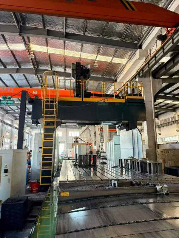 海天GRU8036龙门龙门加工中心，工作台80003000，龙门.