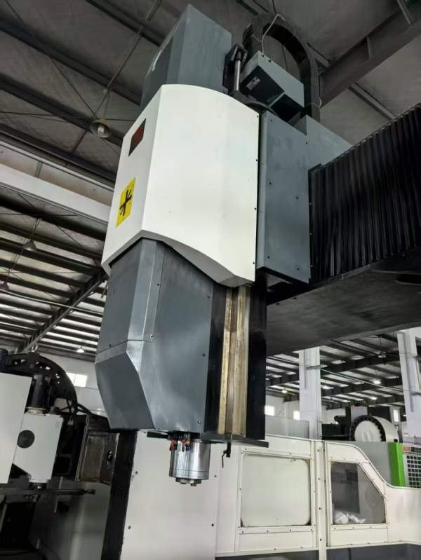 江浙华特3026龙门加工中心两一线硬导轨.发那科0i-FM系.