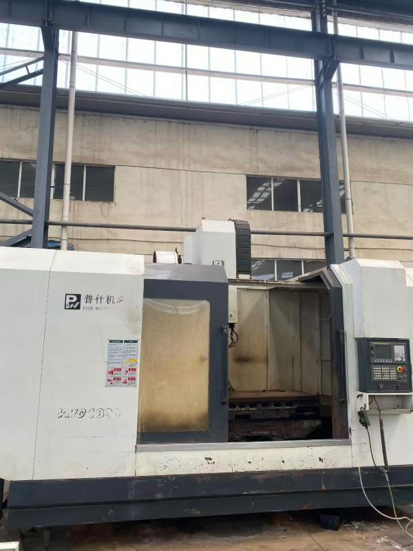 普什1890加工中心，三轴硬轨，bt50皮带主轴，导轨镜面.