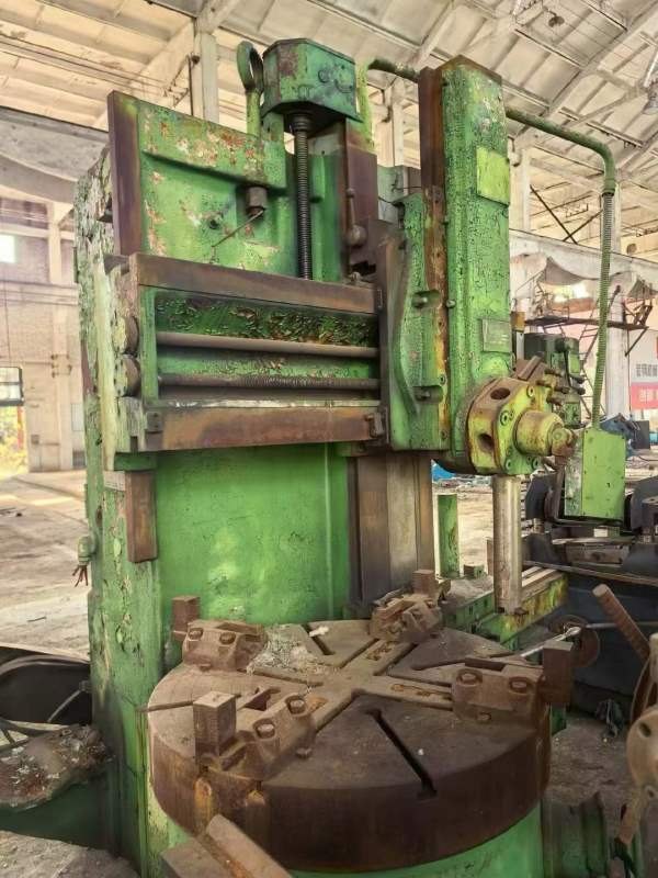 1.25米瓦房店立车一台！有想要改装数控立车的找我_