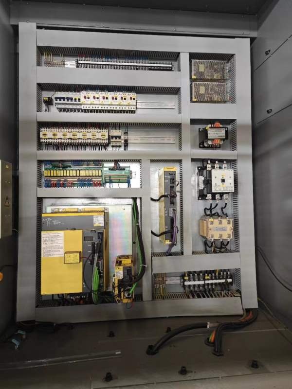 2台新诺1580已售剩下一台全套恒望320四轴、驱动、液压.