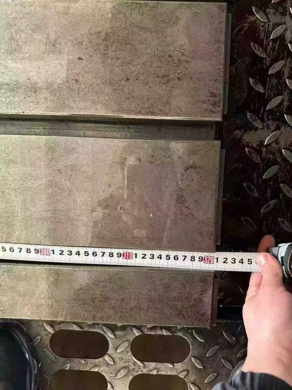 刚买一台国盛3216龙门加工中心一台，工作台3.2米1.4米.